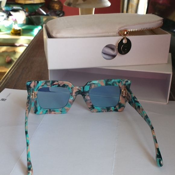 Aperçu x Laurence Fortin-Côté - Picture 4 of 7